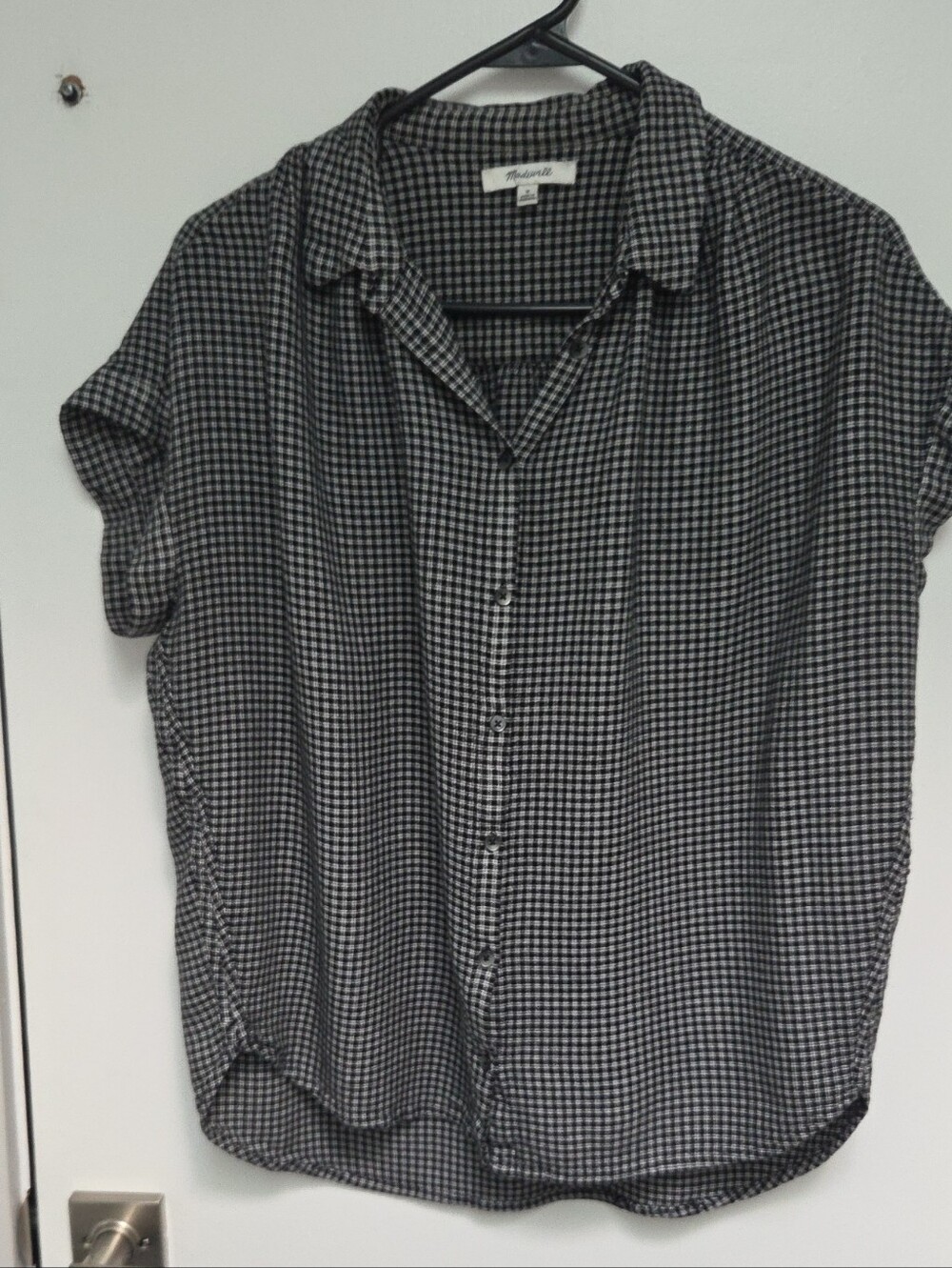 Madewell Black and White Gingham Short-Sleeve Button-Down Shirt